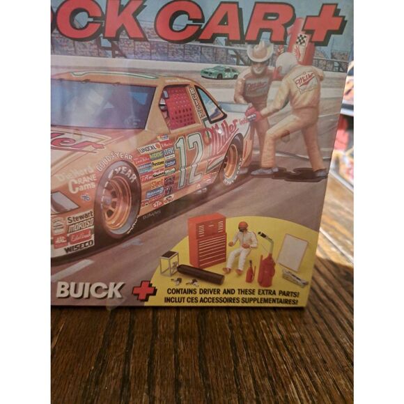 Vintage 1990 Monogram 12 Miller High Life Buick Stock Car+ Model Kit 1:24 Nascar - Picture 2 of 7